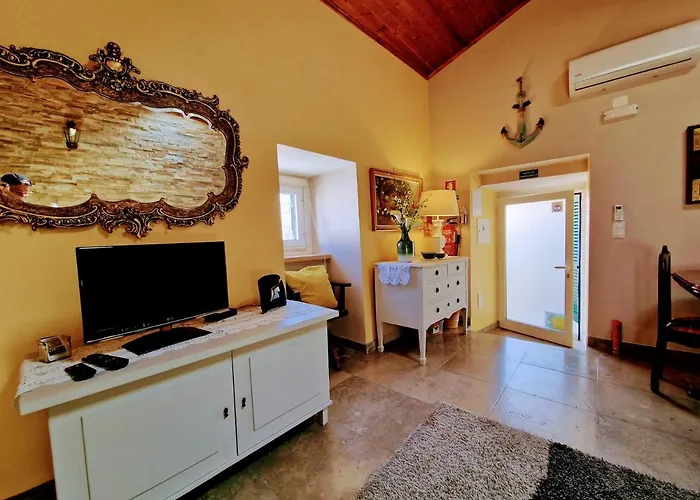 Casa Das Azenhas By Lisbon Village Apartments