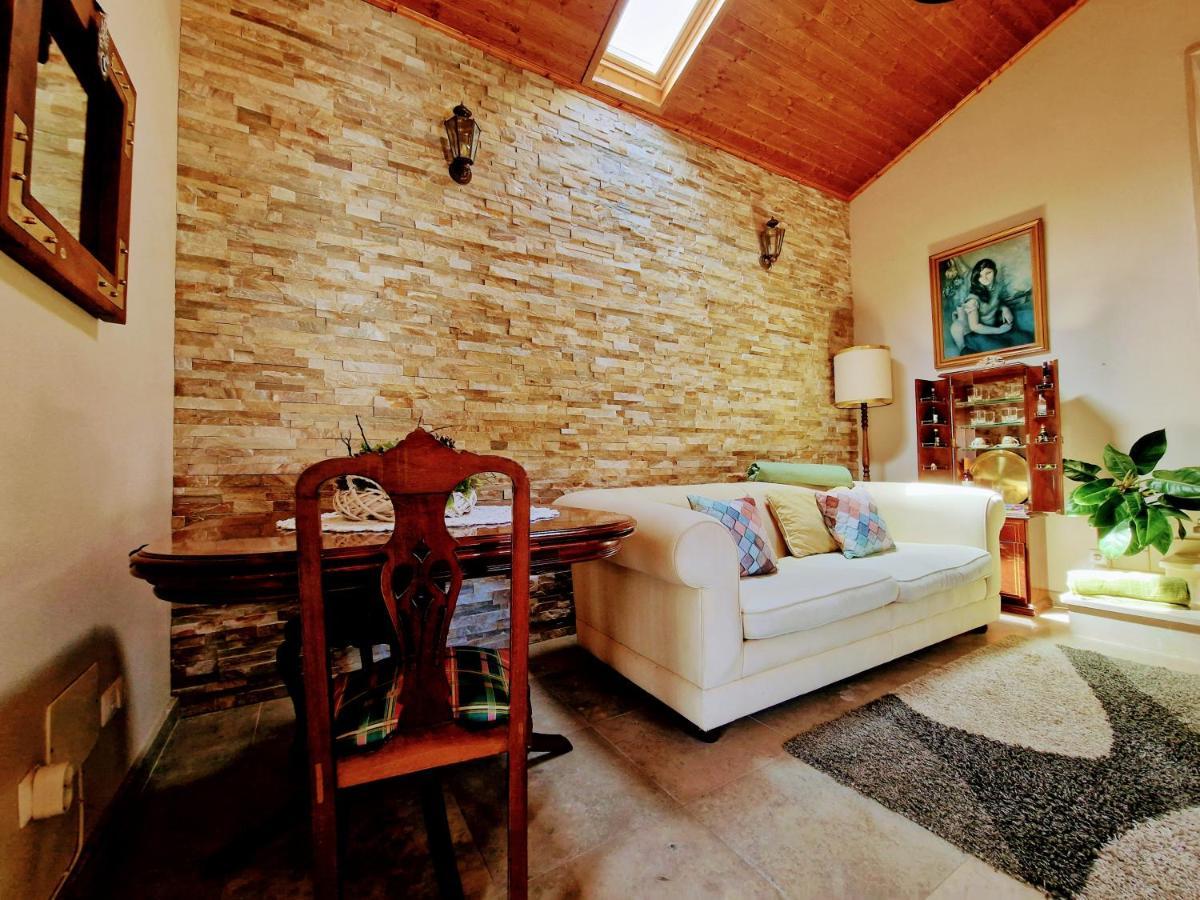 Casa Azenhas By Lisbon Village Ferienhaus
